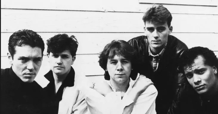 Simple Minds nuevo lanzamiento de 5 CDs de lujo el 4 de diciembre